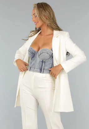 Edler halblanger Blazer in Weiß
